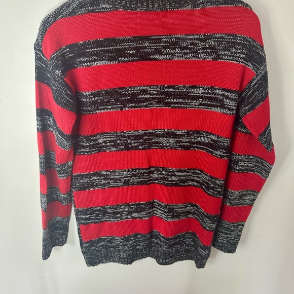 Ardene Black and Red Penguin Sweater for Women - Picture 2 of 4